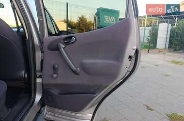 Хетчбек Mercedes-Benz A-Class 1999 в 