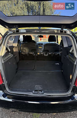 Хэтчбек Mercedes-Benz A-Class 2010 в 