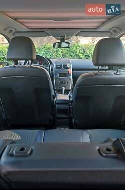 Хэтчбек Mercedes-Benz A-Class 2010 в 