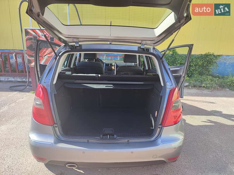 Хетчбек Mercedes-Benz A-Class 2010 в Чернігові