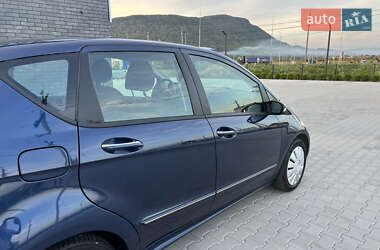 Хэтчбек Mercedes-Benz A-Class 2007 в 
