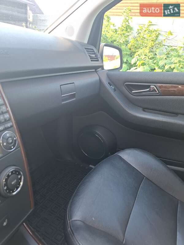 Хэтчбек Mercedes-Benz A-Class 2011 в Житомире