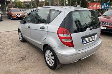 Хэтчбек Mercedes-Benz A-Class 2005 в 
