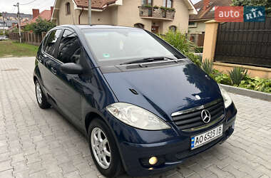 Хэтчбек Mercedes-Benz A-Class 2005 в 