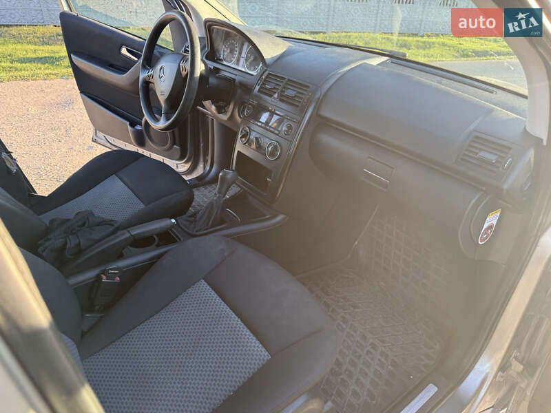 Хэтчбек Mercedes-Benz A-Class 2005 в Першотравенске