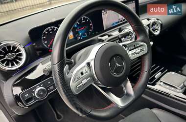 Хэтчбек Mercedes-Benz A-Class 2021 в 