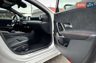 Хэтчбек Mercedes-Benz A-Class 2021 в 