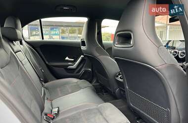 Хэтчбек Mercedes-Benz A-Class 2021 в 