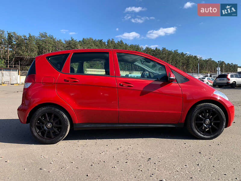 Хэтчбек Mercedes-Benz A-Class 2010 в Киеве фото 7 Хэтчбек Mercedes-Benz A-Class 2010 в Киеве