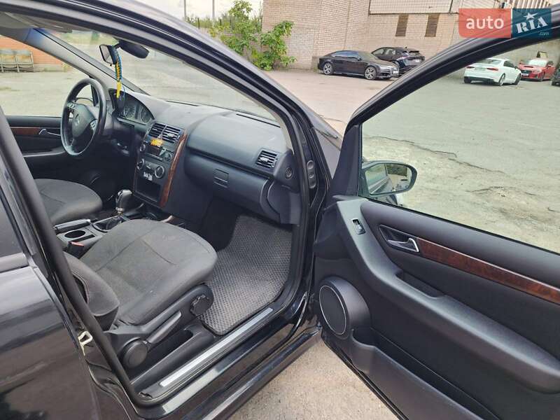 Хетчбек Mercedes-Benz A-Class 2005 в Кривому Розі фото 18 Хетчбек Mercedes-Benz A-Class 2005 в Кривому Розі