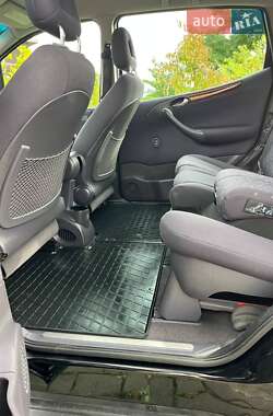 Хэтчбек Mercedes-Benz A-Class 2001 в 
