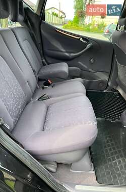 Хэтчбек Mercedes-Benz A-Class 2001 в 