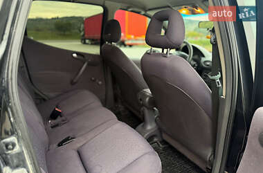 Хэтчбек Mercedes-Benz A-Class 2000 в 