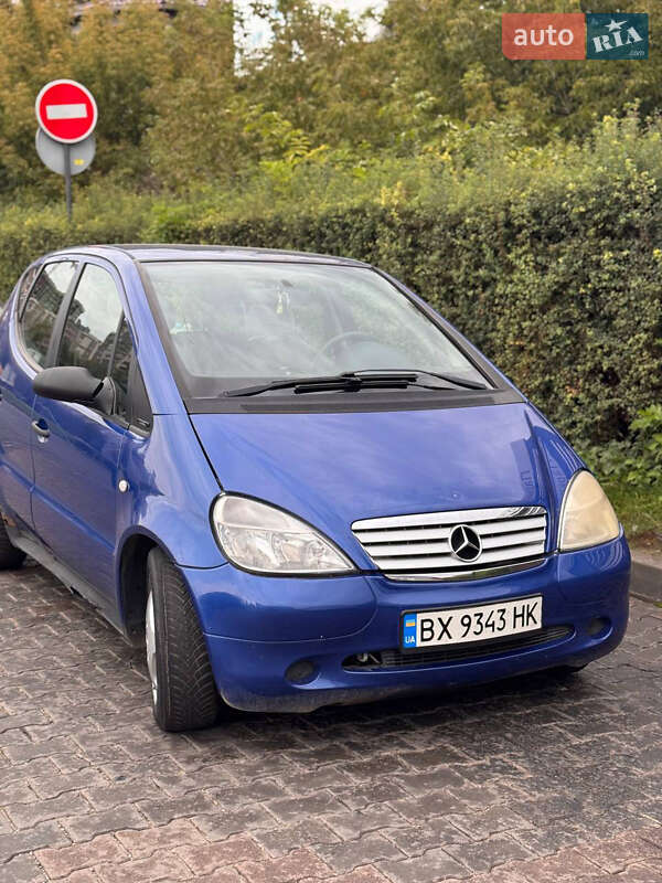 Хэтчбек Mercedes-Benz A-Class 2000 в 