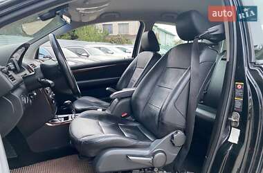 Хэтчбек Mercedes-Benz A-Class 2005 в 