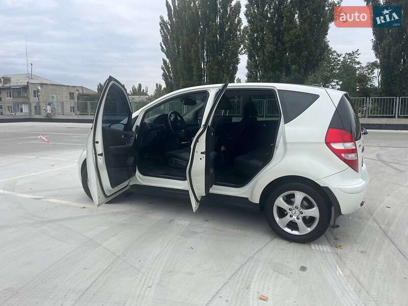 Хэтчбек Mercedes-Benz A-Class 2008 в Киеве