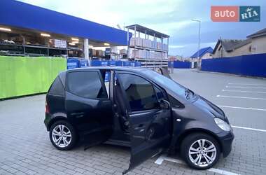 Хэтчбек Mercedes-Benz A-Class 2000 в 