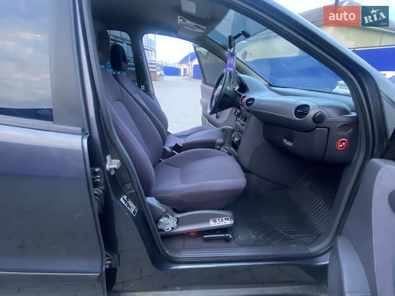 Хэтчбек Mercedes-Benz A-Class 2000 в Калуше