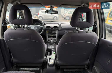 Хэтчбек Mercedes-Benz A-Class 2003 в 