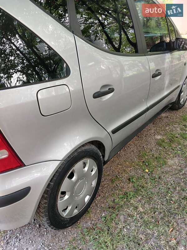 Хэтчбек Mercedes-Benz A-Class 2003 в Монастыриске