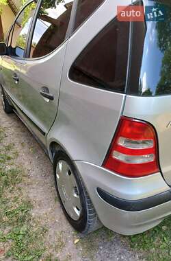 Хэтчбек Mercedes-Benz A-Class 2003 в 