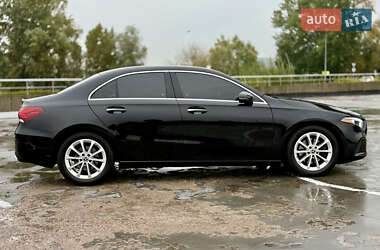 Седан Mercedes-Benz A-Class 2021 в 