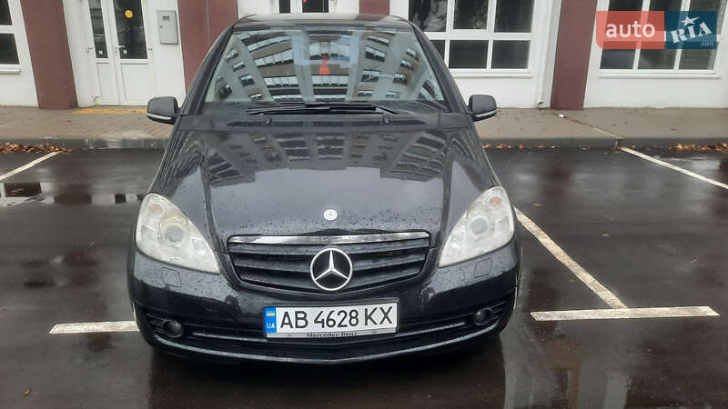 Хэтчбек Mercedes-Benz A-Class 2010 в Киеве