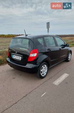 Хетчбек Mercedes-Benz A-Class 2010 в 