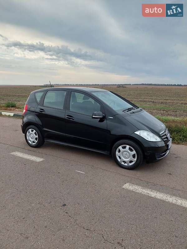Хэтчбек Mercedes-Benz A-Class 2010 в Ахтырке фото 18 Хэтчбек Mercedes-Benz A-Class 2010 в Ахтырке
