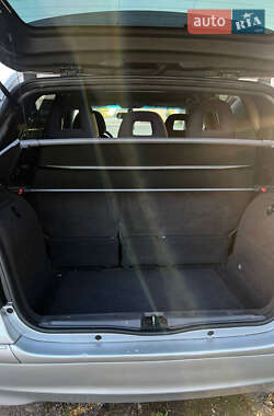 Хэтчбек Mercedes-Benz A-Class 2002 в 