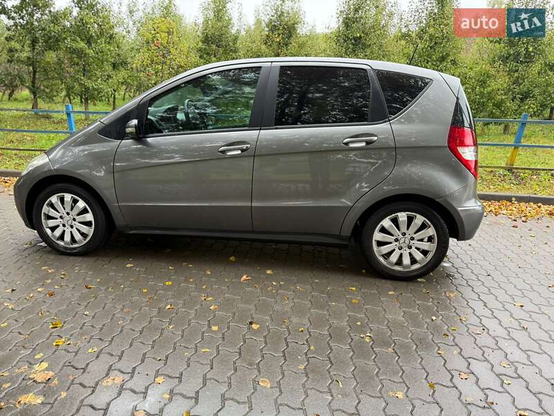 Хэтчбек Mercedes-Benz A-Class 2010 в Львове