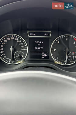 Хэтчбек Mercedes-Benz A-Class 2013 в 