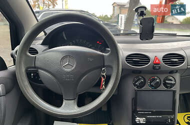 Хэтчбек Mercedes-Benz A-Class 2000 в 