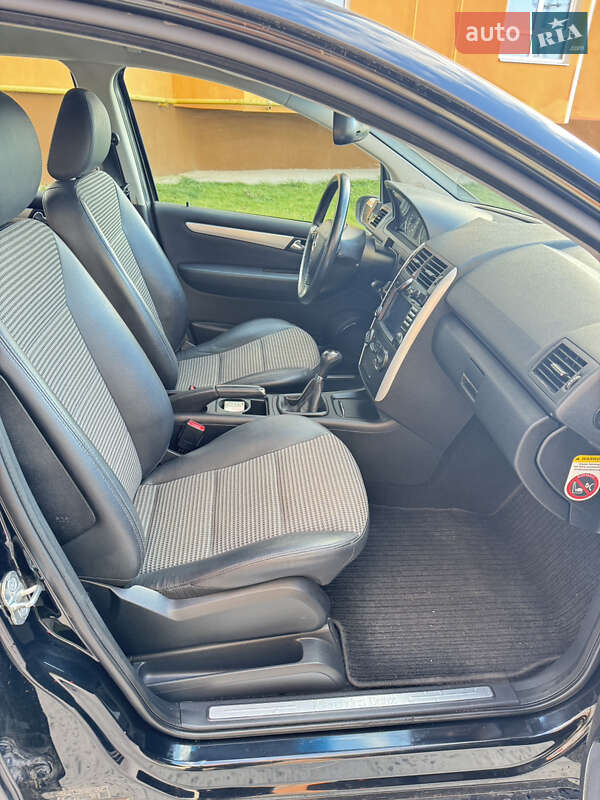 Хэтчбек Mercedes-Benz A-Class 2008 в Хмельницком