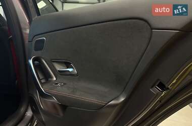 Хетчбек Mercedes-Benz A-Class 2023 в 
