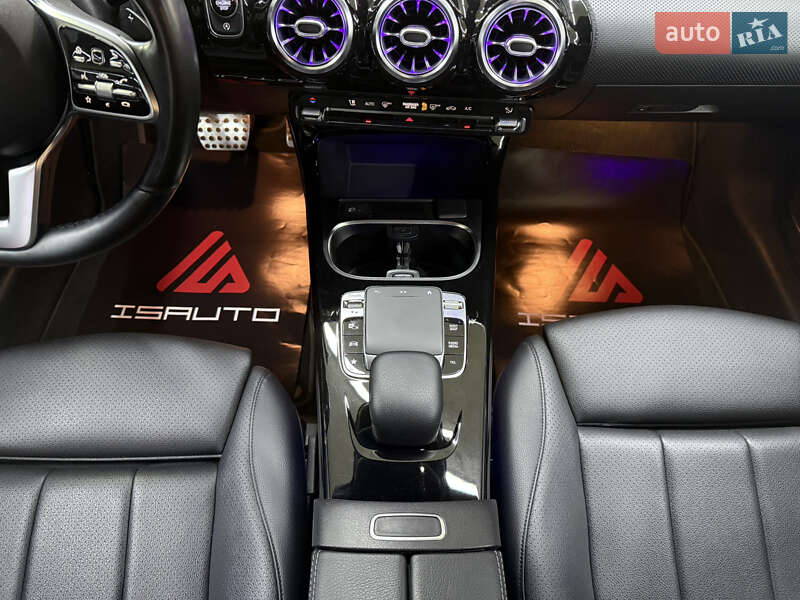 Седан Mercedes-Benz A-Class 2018 в Одесі