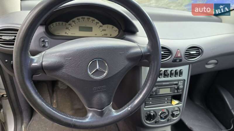 Хэтчбек Mercedes-Benz A-Class 2004 в Киеве