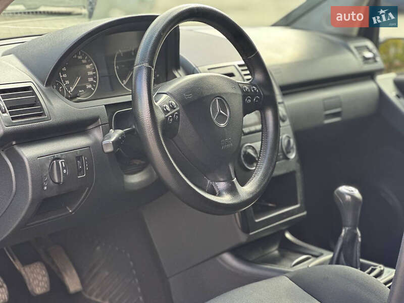 Хэтчбек Mercedes-Benz A-Class 2006 в Одессе фото 10 Хэтчбек Mercedes-Benz A-Class 2006 в Одессе