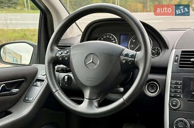 Хетчбек Mercedes-Benz A-Class 2006 в 