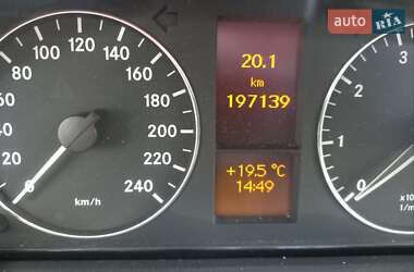 Хэтчбек Mercedes-Benz A-Class 2009 в 