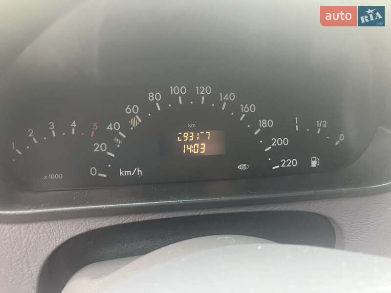 Хэтчбек Mercedes-Benz A-Class 2003 в Знаменке фото 5 Хэтчбек Mercedes-Benz A-Class 2003 в Знаменке