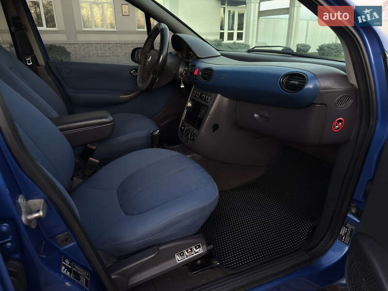 Хэтчбек Mercedes-Benz A-Class 2001 в Черновцах фото 27 Хэтчбек Mercedes-Benz A-Class 2001 в Черновцах