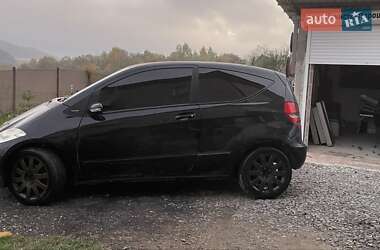Купе Mercedes-Benz A-Class 2006 в Золочеві