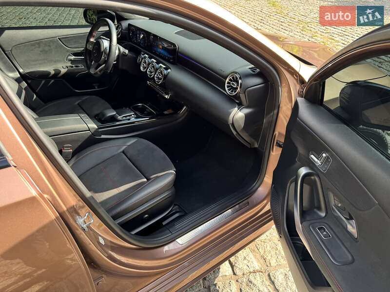 Седан Mercedes-Benz A-Class 2021 в Києві фото 17 Седан Mercedes-Benz A-Class 2021 в Києві