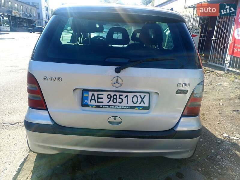 Хэтчбек Mercedes-Benz A-Class 2002 в Каменском фото 12 Хэтчбек Mercedes-Benz A-Class 2002 в Каменском