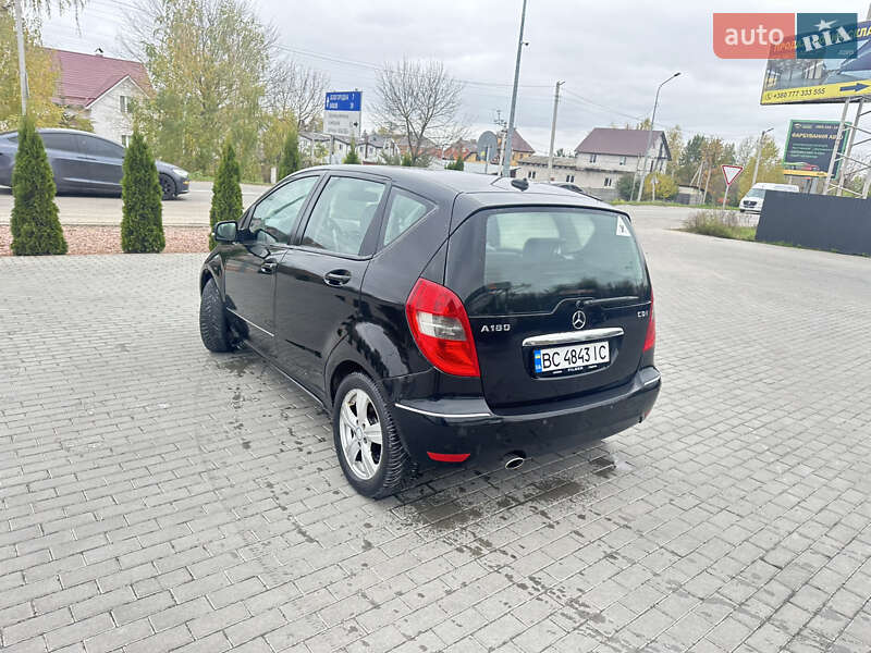 Хетчбек Mercedes-Benz A-Class 2009 в Києві фото 19 Хетчбек Mercedes-Benz A-Class 2009 в Києві