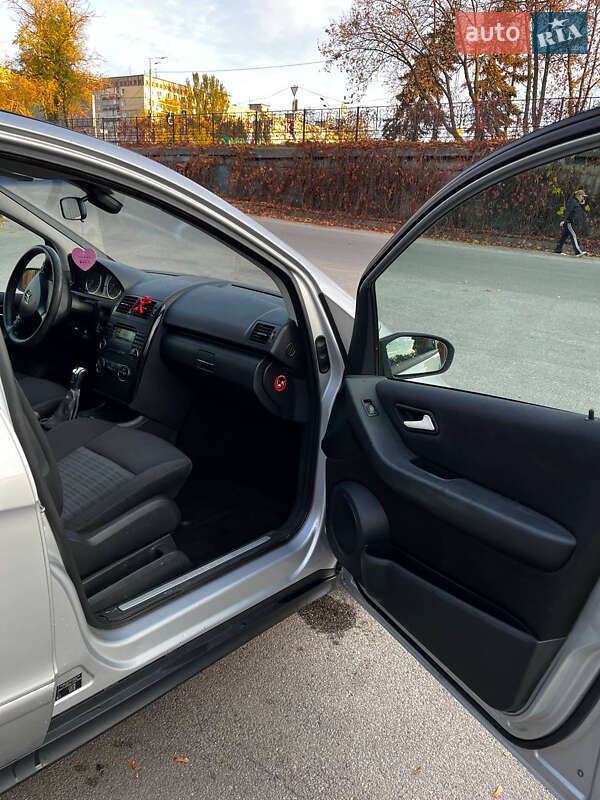 Хетчбек Mercedes-Benz A-Class 2004 в Дніпрі