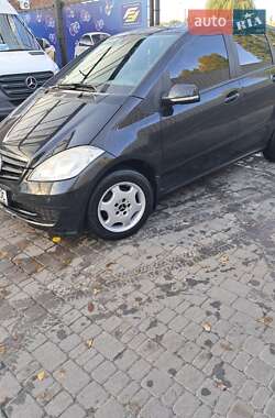 Хэтчбек Mercedes-Benz A-Class 2010 в Днепре