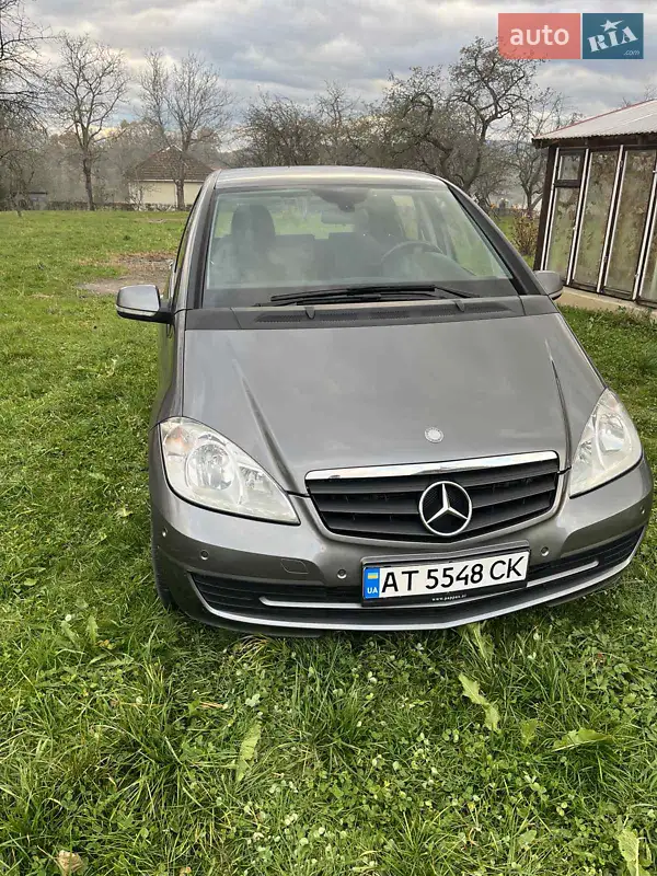 Mercedes-Benz A-Class 2011