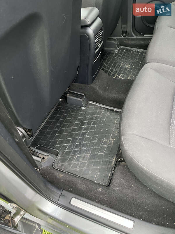 Хэтчбек Mercedes-Benz A-Class 2011 в Коломые фото 24 Хэтчбек Mercedes-Benz A-Class 2011 в Коломые